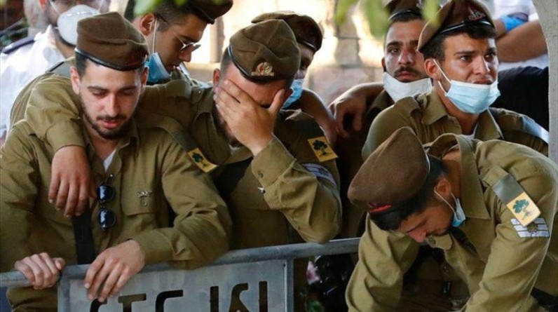 نتائج أولية للتحقيقات العسكرية تكشف الانهيار النفسي في الجبهة القتالية